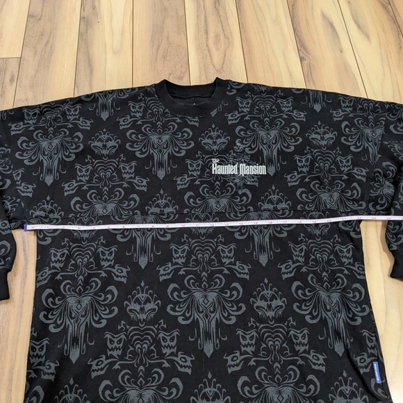 Walt Disney World Spirit Jersey The Haunted Mansion Glow In The Dark Adult Small - Picture 15 of 16